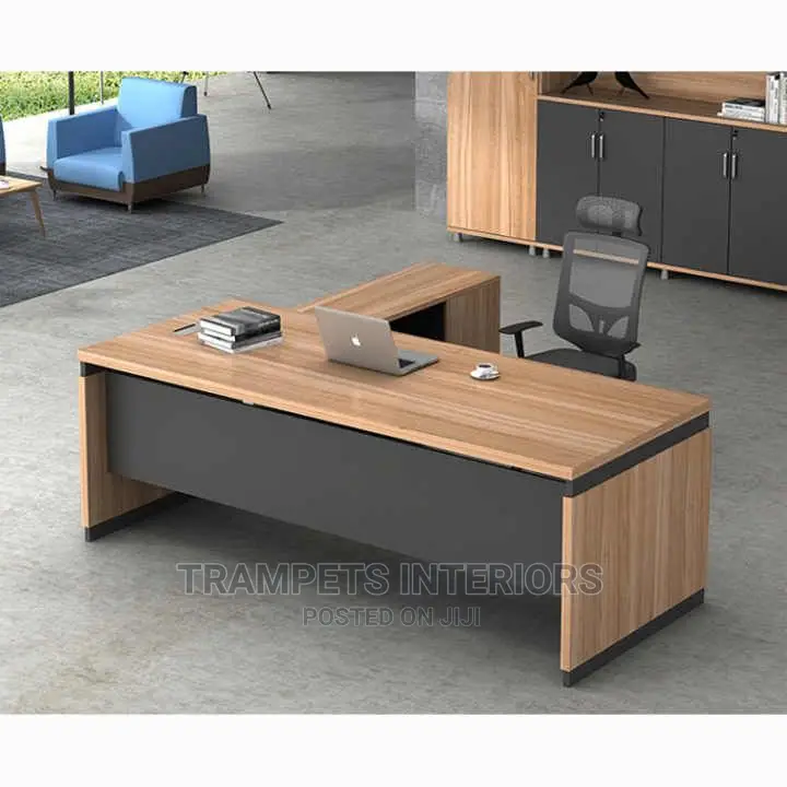 Office Furniture/ Table