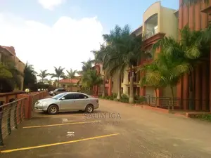 Furnished 2bdrm Townhouse / Terrace for rent