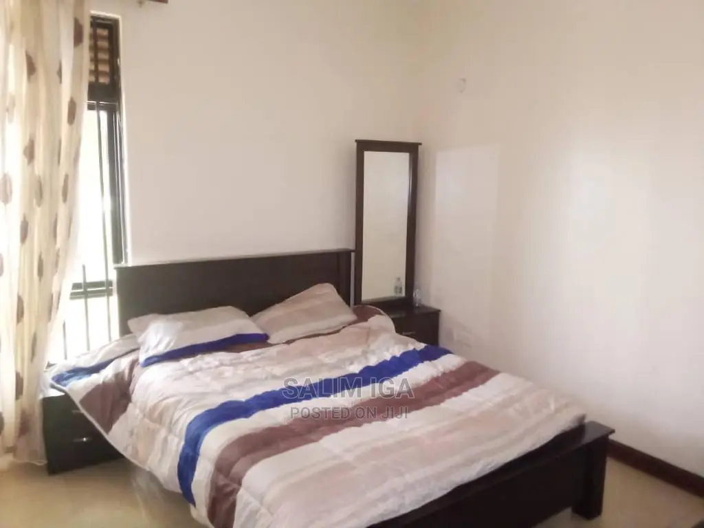 Furnished 2bdrm Townhouse / Terrace for rent