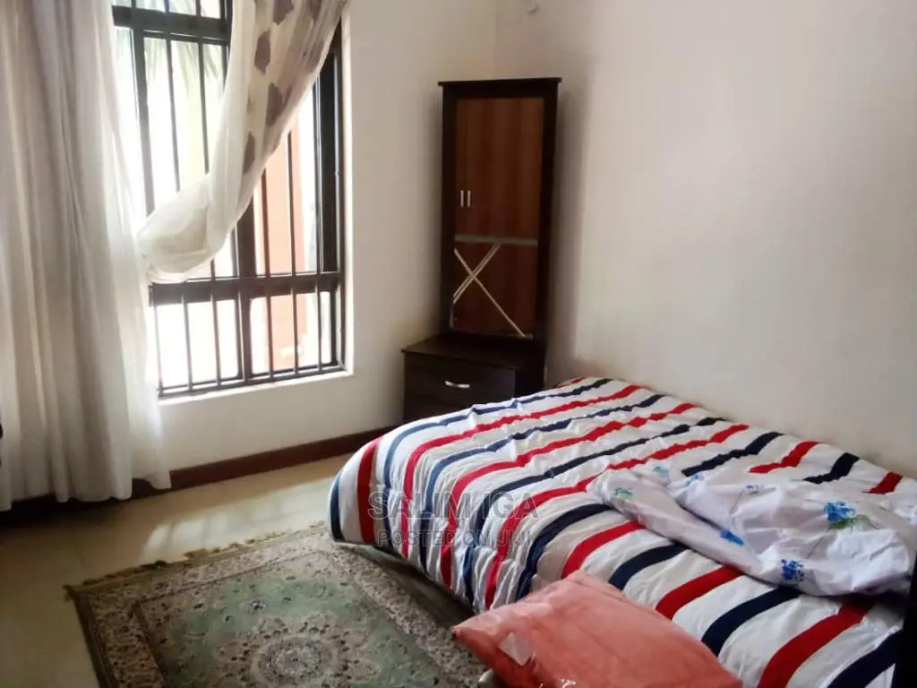 Furnished 2bdrm Townhouse / Terrace for rent