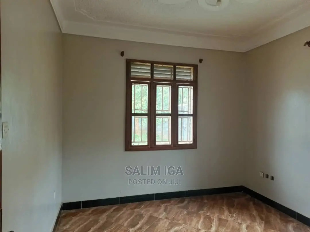 4bdrm Bungalow in Kololo Property, Central Division for rent