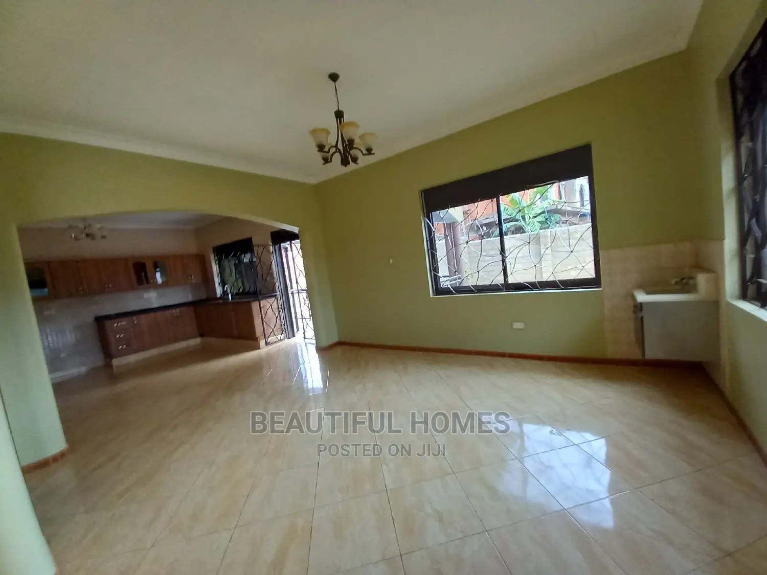 Furnished 4bdrm Bungalow in Kyaliwajjara, Central Division for sale