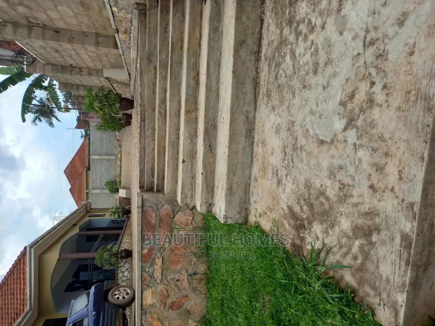 Furnished 4bdrm Mansion in Kyaliwajjara, Central Division for sale