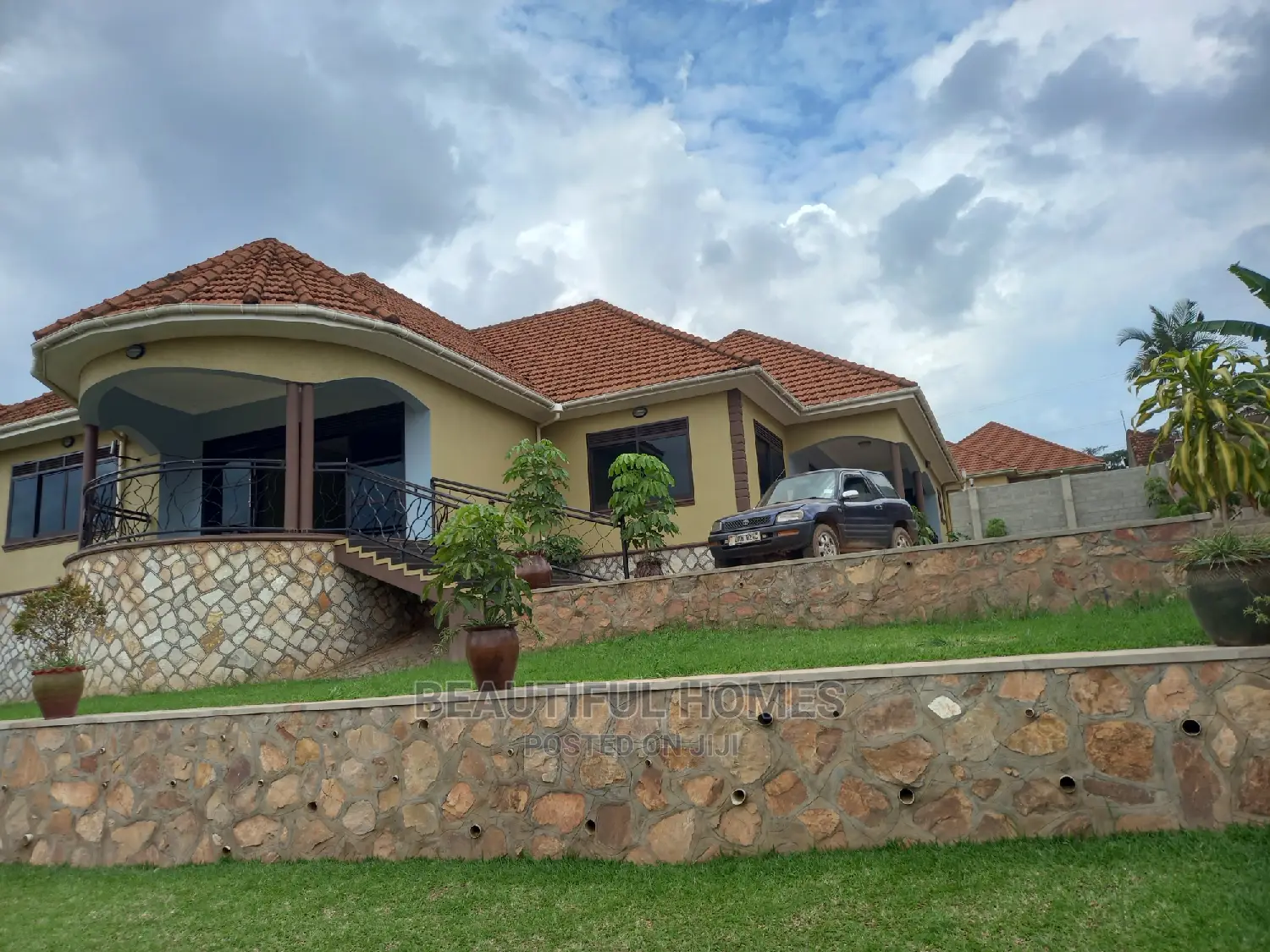 Furnished 4bdrm Mansion in Kyaliwajjara, Central Division for sale