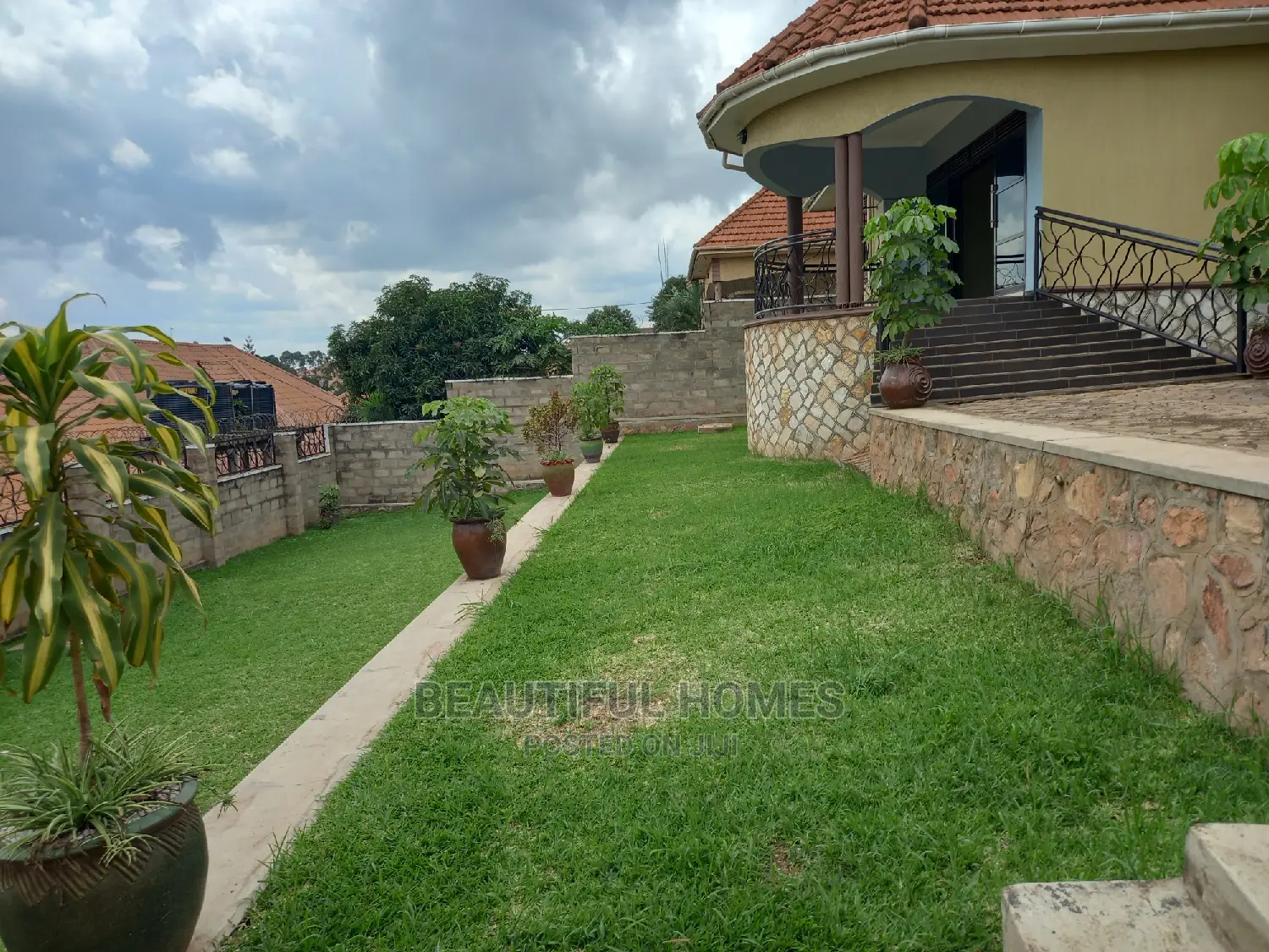 Furnished 4bdrm House in Kyaliwajjara, Central Division for sale