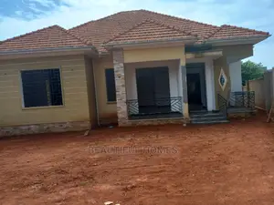 Furnished 4bdrm House in Kira for sale