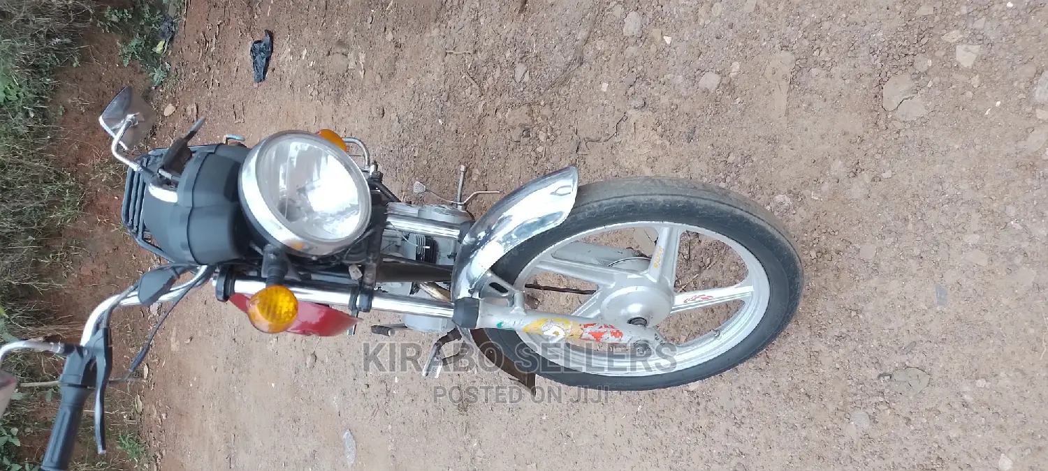TVS Apache 160 4V 2019 Beige