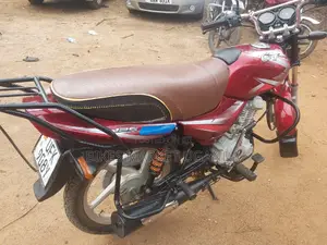 New Bajaj CT 110X 2022 Red