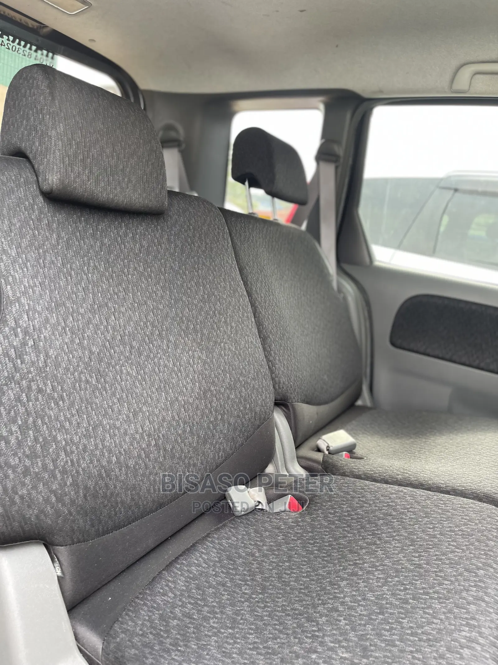 Toyota Sienta 1.5 AWD 2011 Gray