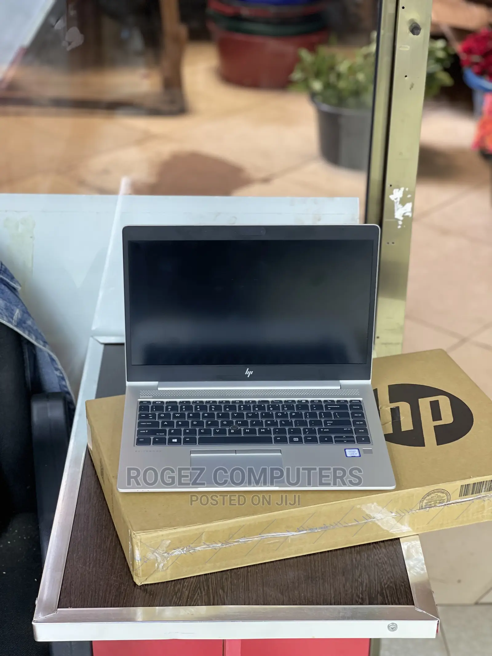 New Laptop HP EliteBook 840 G5 8GB Intel Core I5 SSD 256GB