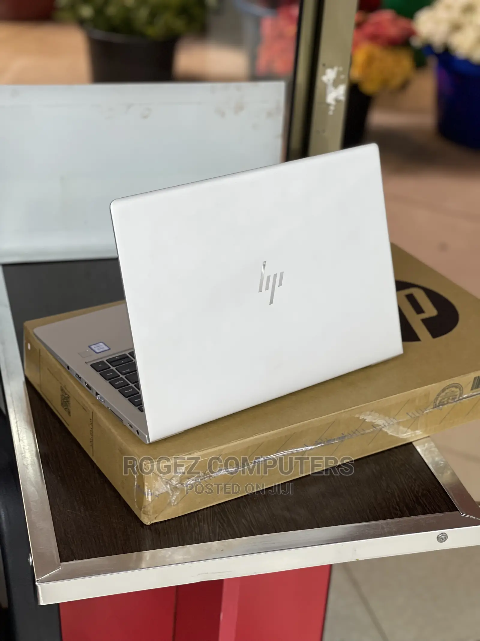 New Laptop HP EliteBook 840 G5 8GB Intel Core I5 SSD 256GB