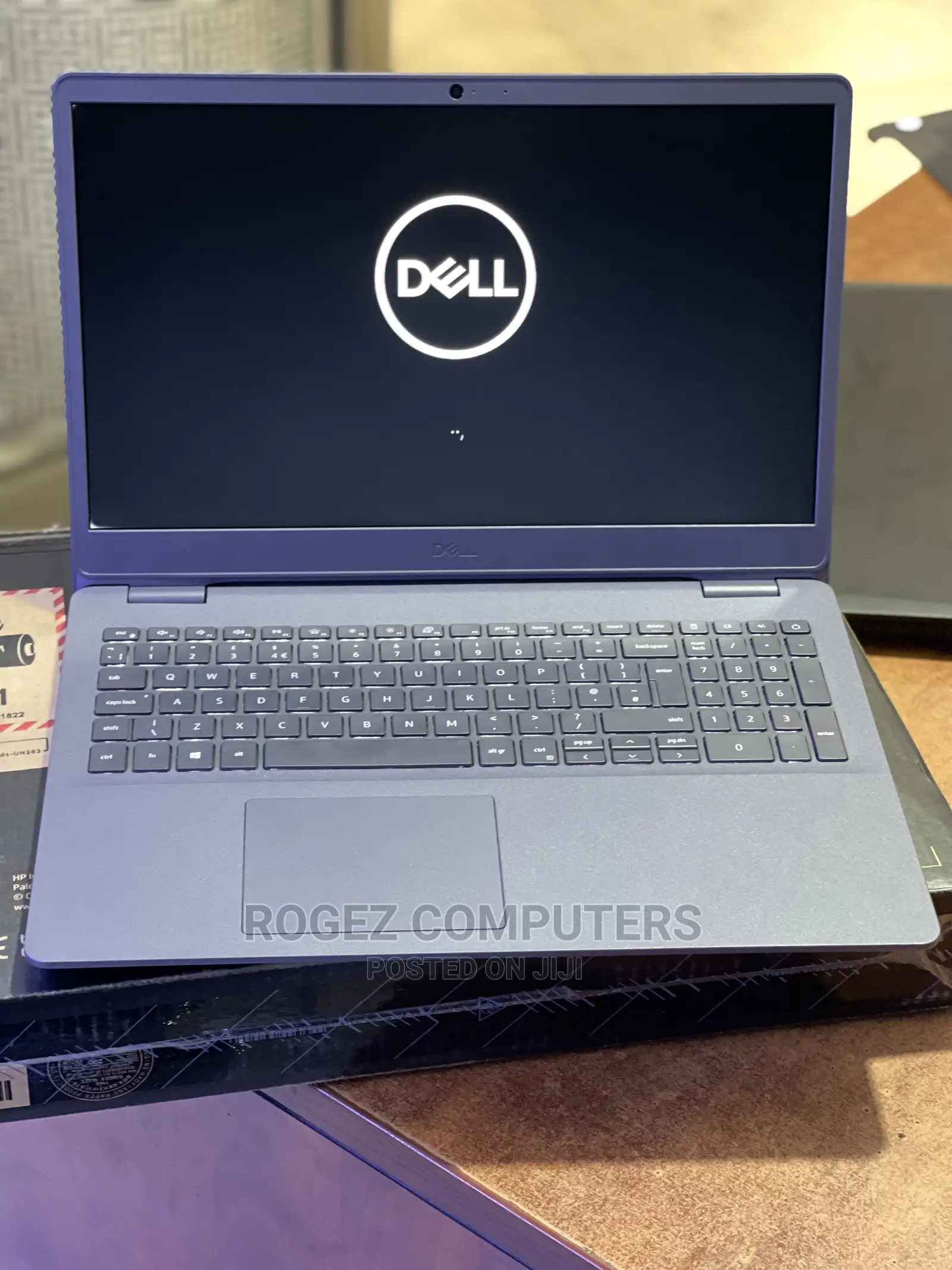 New Laptop Dell Inspiron 15 8GB Intel Core I5 HDD 1T