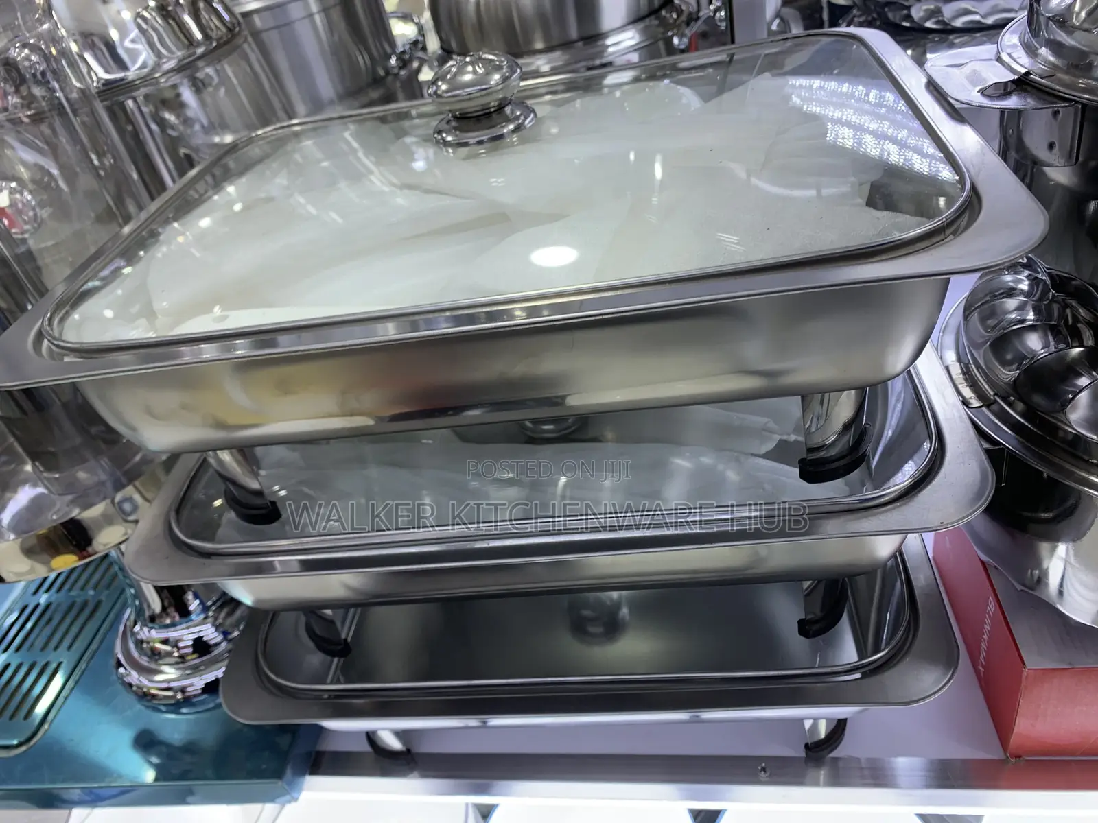 Classic Serving Dishes With Lids