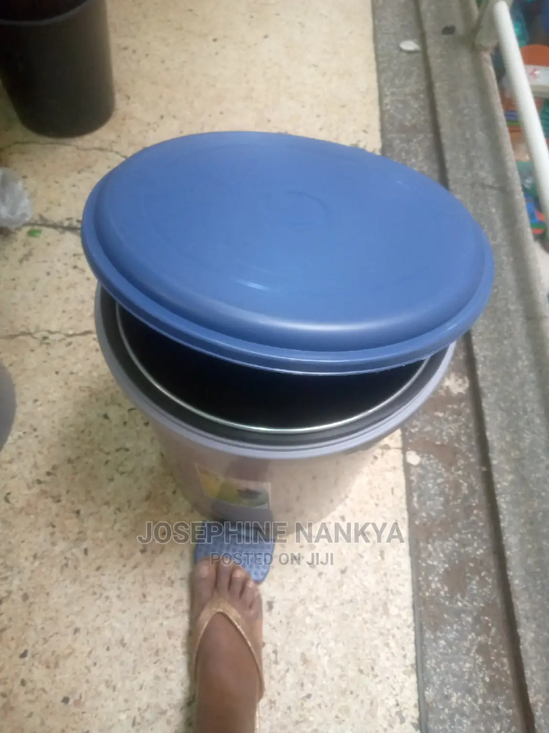 Medical Dustbins, Blue