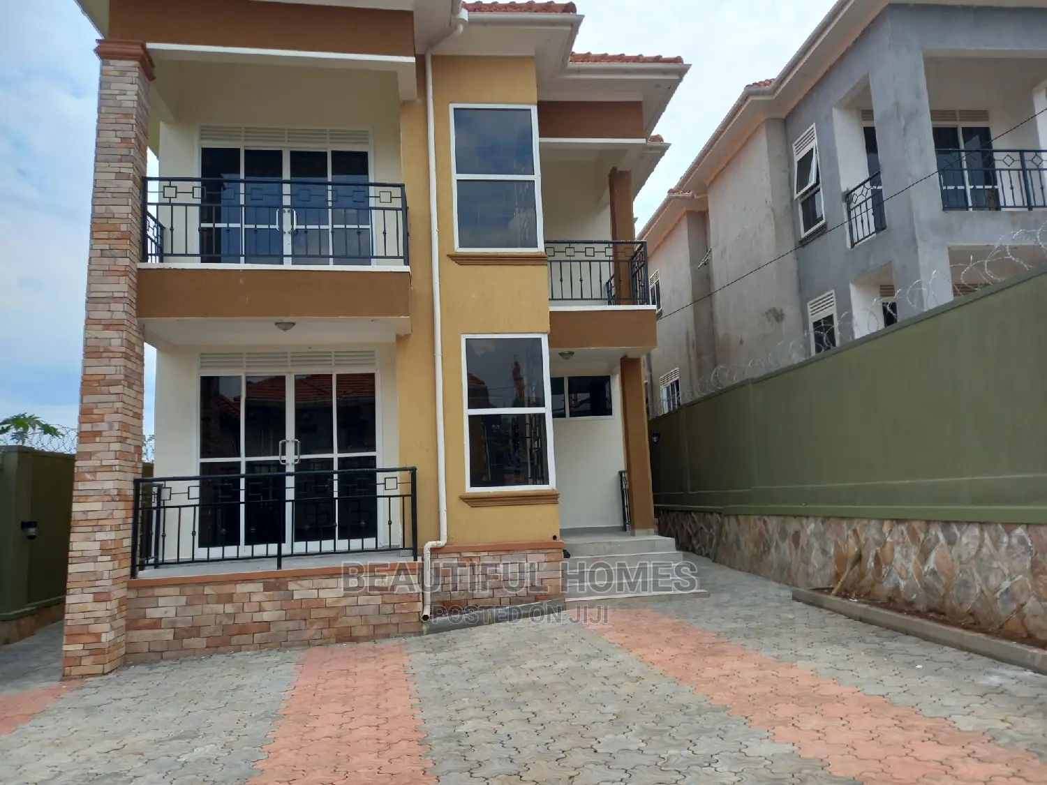 Furnished 4bdrm Duplex in Najjera, Nakawa for sale