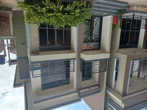 Furnished 5bdrm Duplex in Kyanja Gated Estate, Nakawa for sale