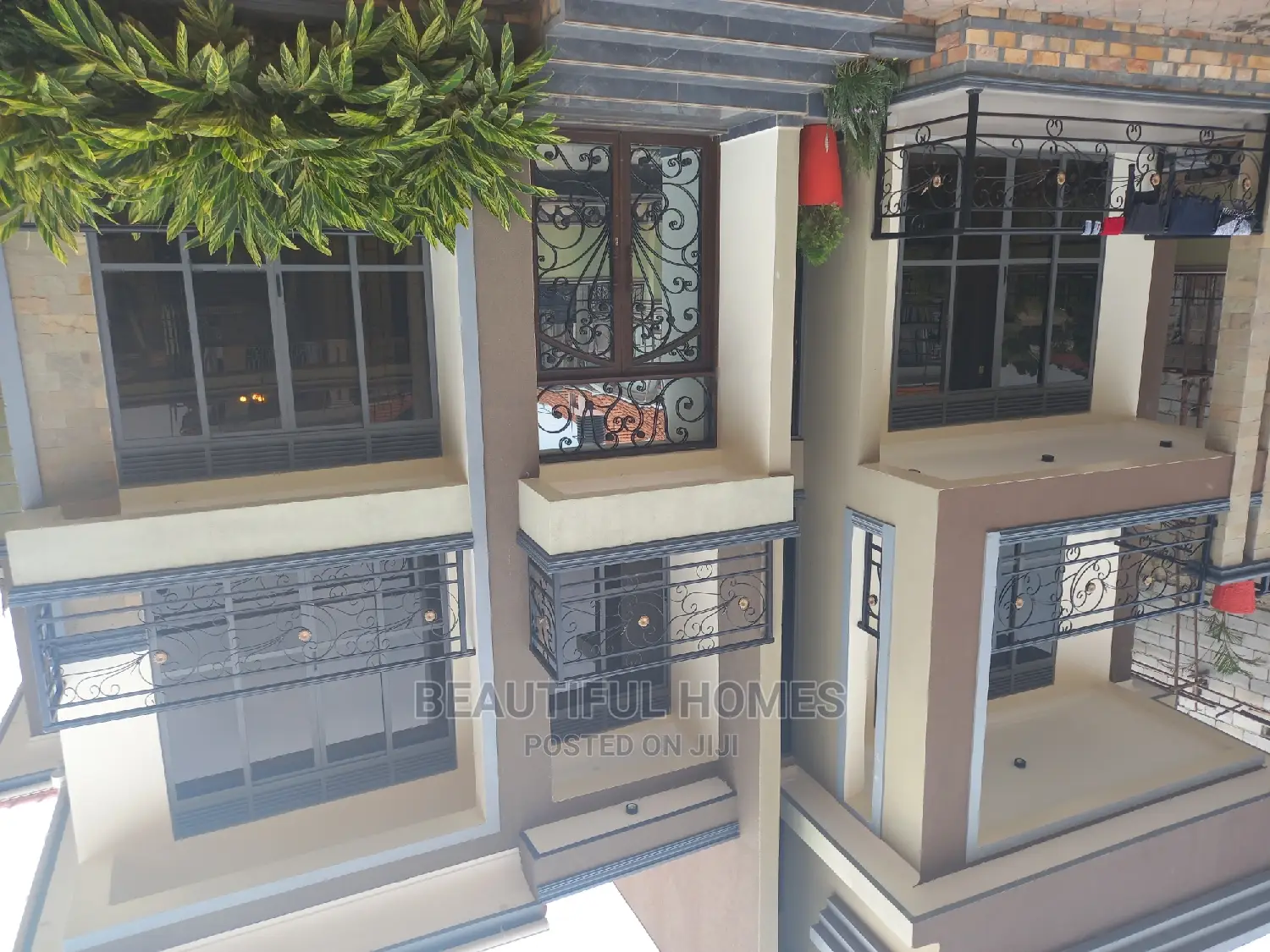 Furnished 5bdrm Duplex in Kyanja Gated Estate, Nakawa for sale