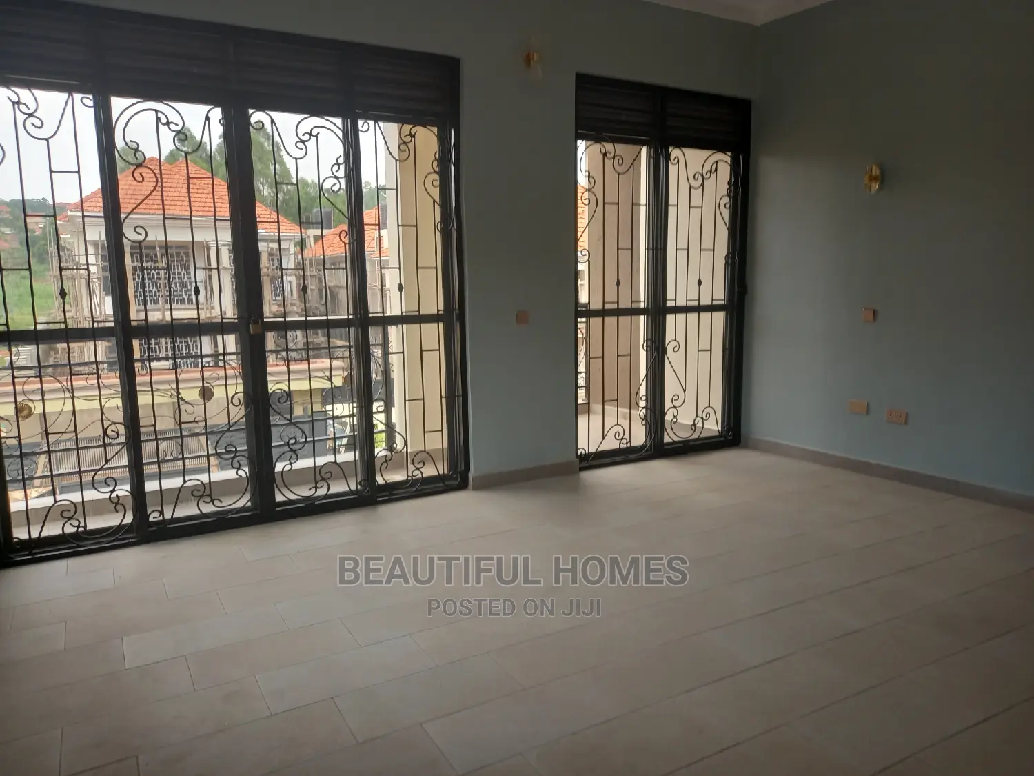 Furnished 5bdrm Duplex in Kyanja Gated Estate, Nakawa for sale
