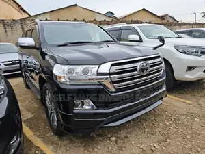 Toyota Land Cruiser 2017 Black