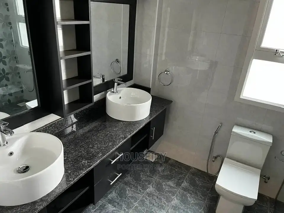 Furnished 3bdrm Apartment in Central Division for rent