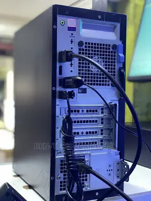 Desktop Computer Dell OptiPlex 3060 4GB Intel Core I3 HDD 500GB