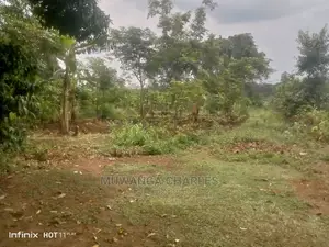 2acres of Land in Wobulenzi Luwero on Quick Sale