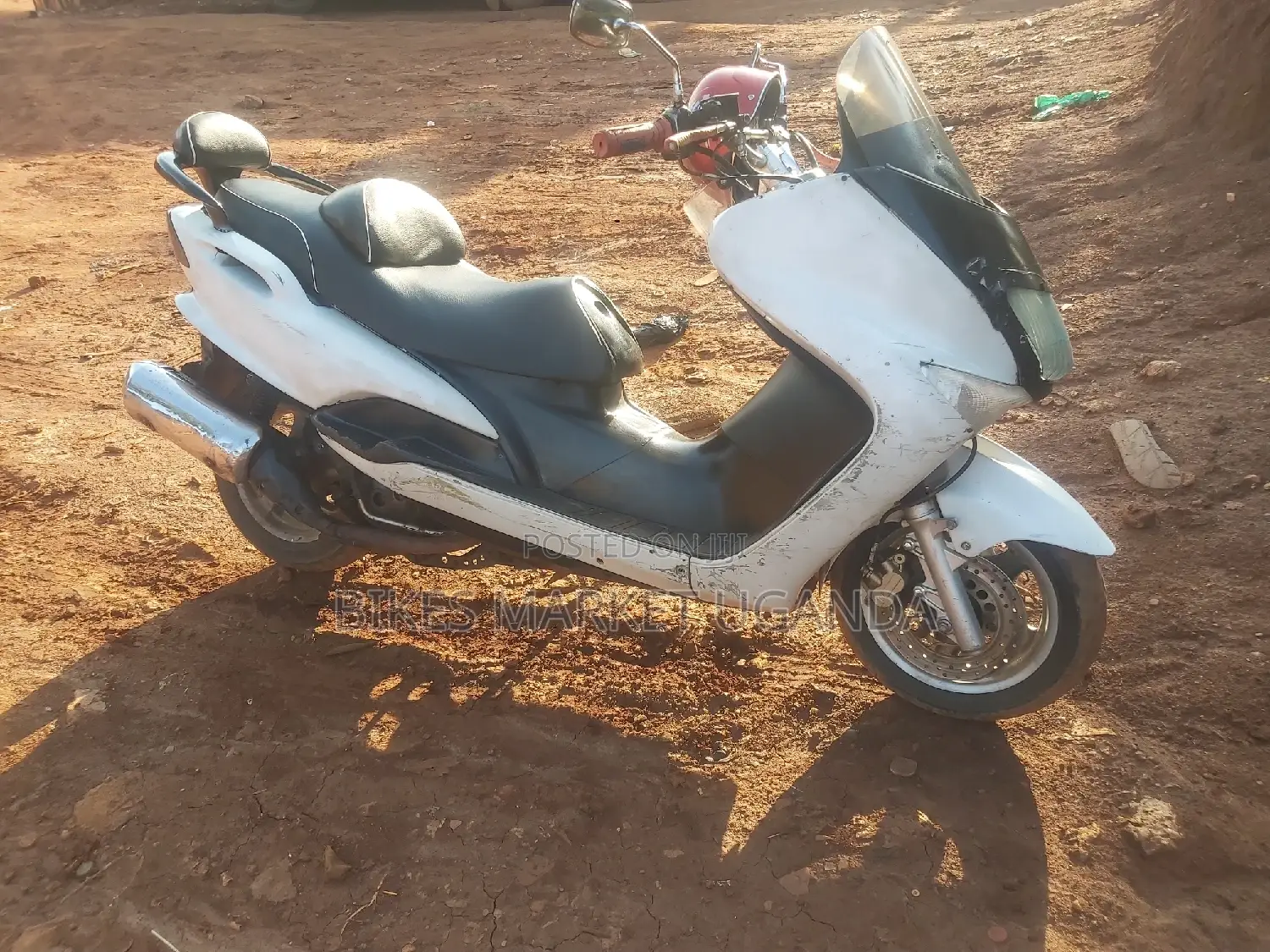 Yamaha Majesty 2017 White