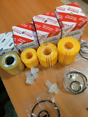 Photo - Catriage or Paper Oil Filters for Toyota Cars