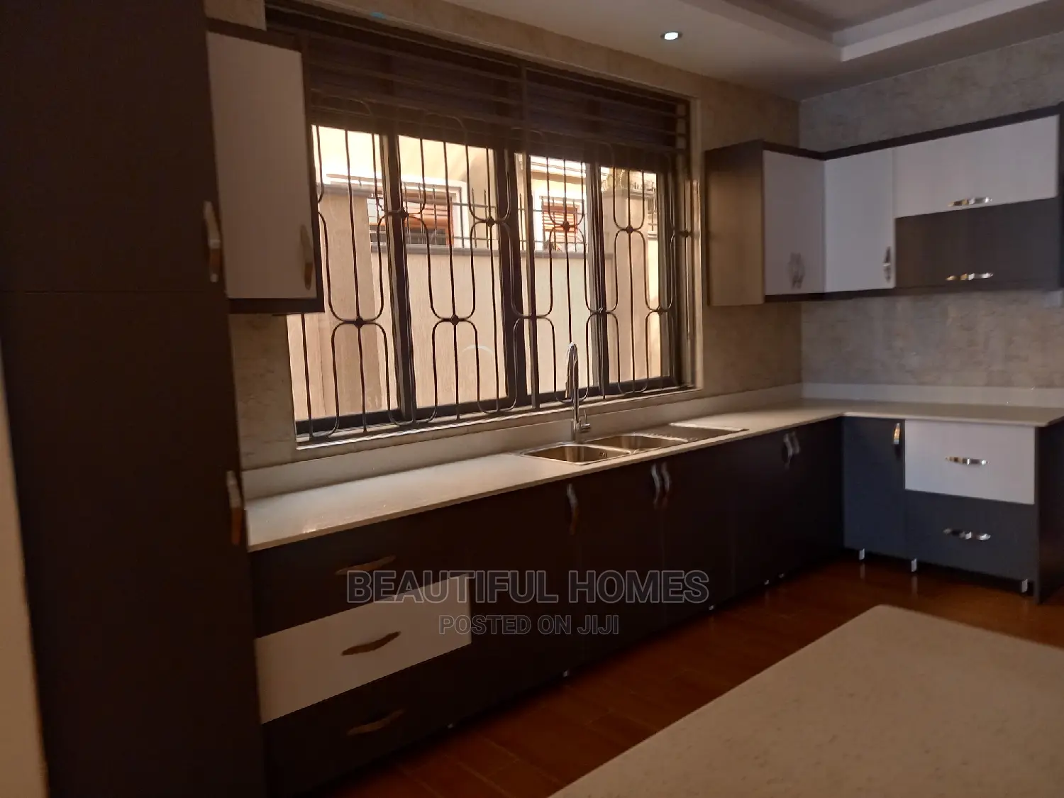Furnished 6bdrm Mansion in Munyonyo Wealthy, Makindye for sale