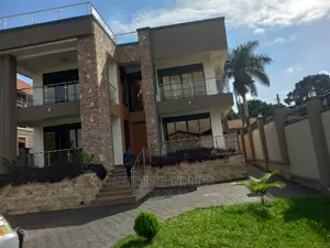 Furnished 6bdrm Mansion in Munyonyo Tarmack, Makindye for sale