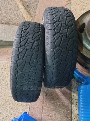 215/70r16 Second Hand Good Tires