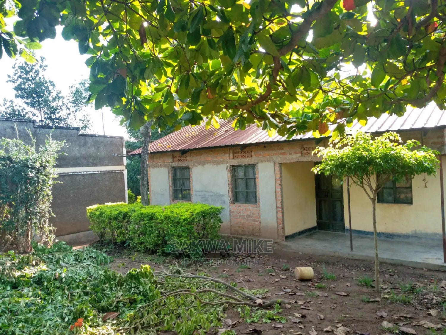 4bdrm House in Owned Personal, Mbale for sale