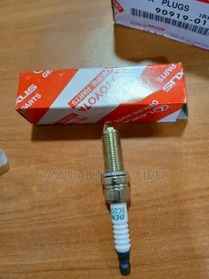 Spark Plugs for Rumion,Premio,Wish,Fielder,Sienta 2zr/3zr/Nr