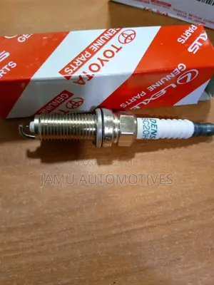 Spark Plugs for Rumion,Premio,Wish,Fielder,Sienta 2zr/3zr/Nr