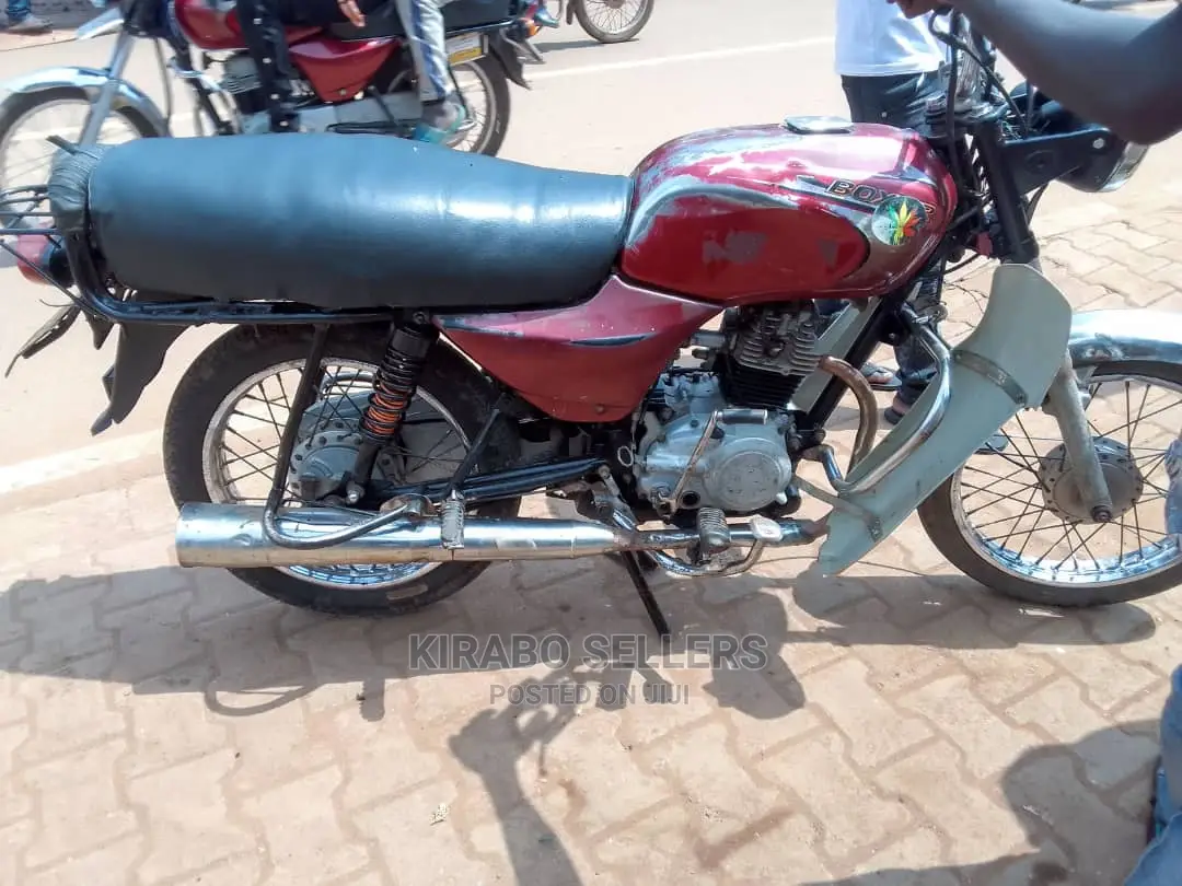 Bajaj Boxer 100 2016 Gray