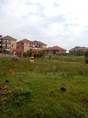 100by100ft Plot on Sale at Kisaasi