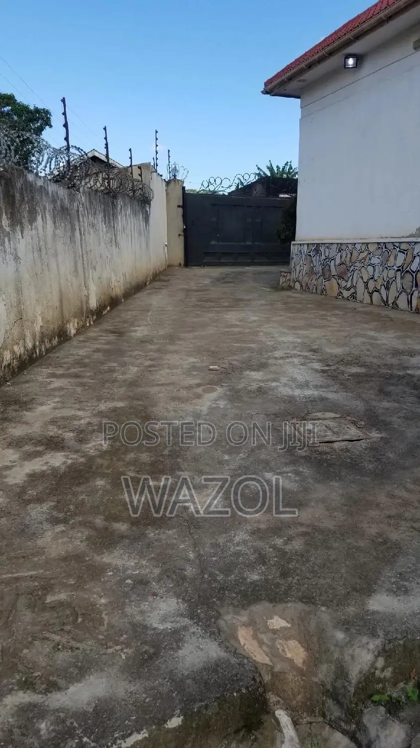 Furnished 4bdrm Bungalow in Rubaga for sale