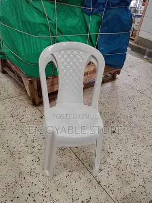Plastic Chairs Armless