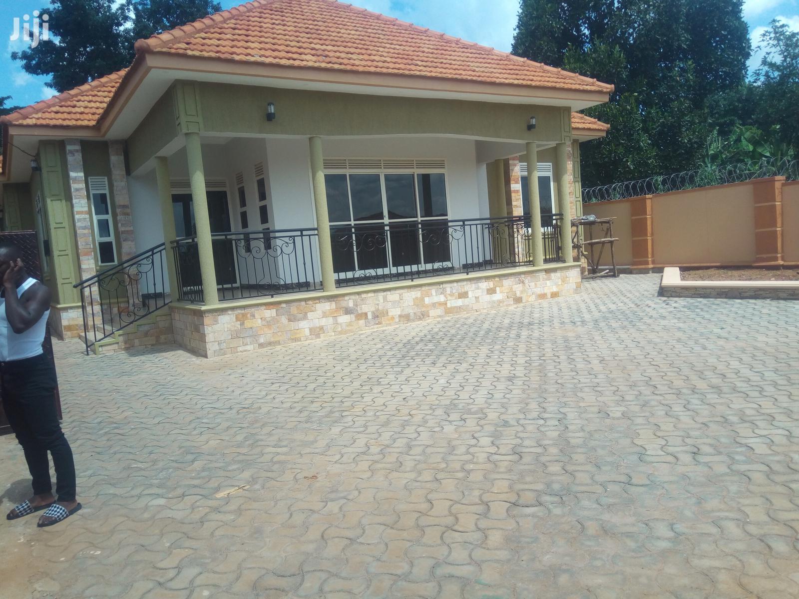Kiira Corprate Class Neighbourhood House on Sale