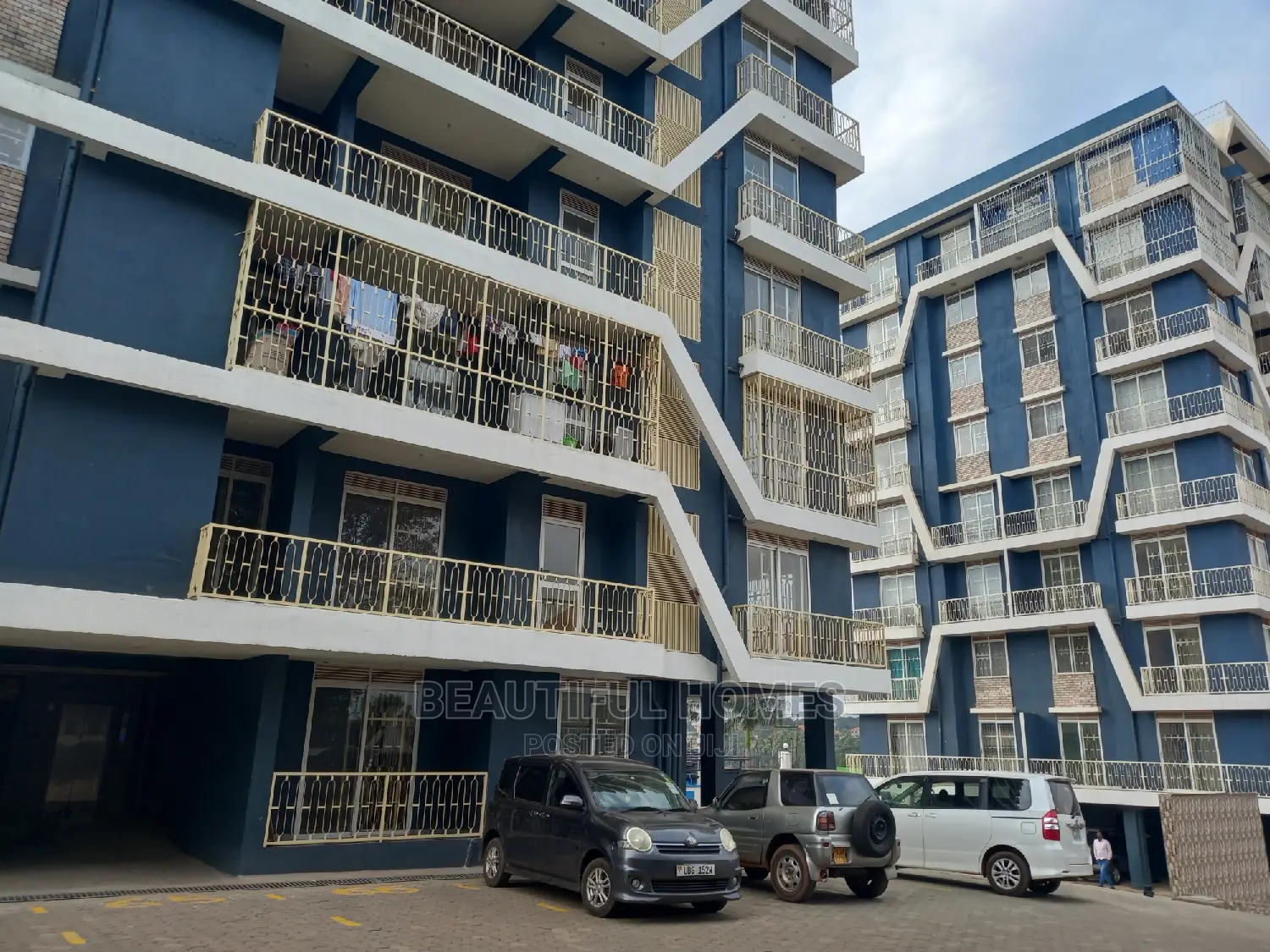 Furnished 3bdrm Condo in Kyaliwajjara, Central Division for sale