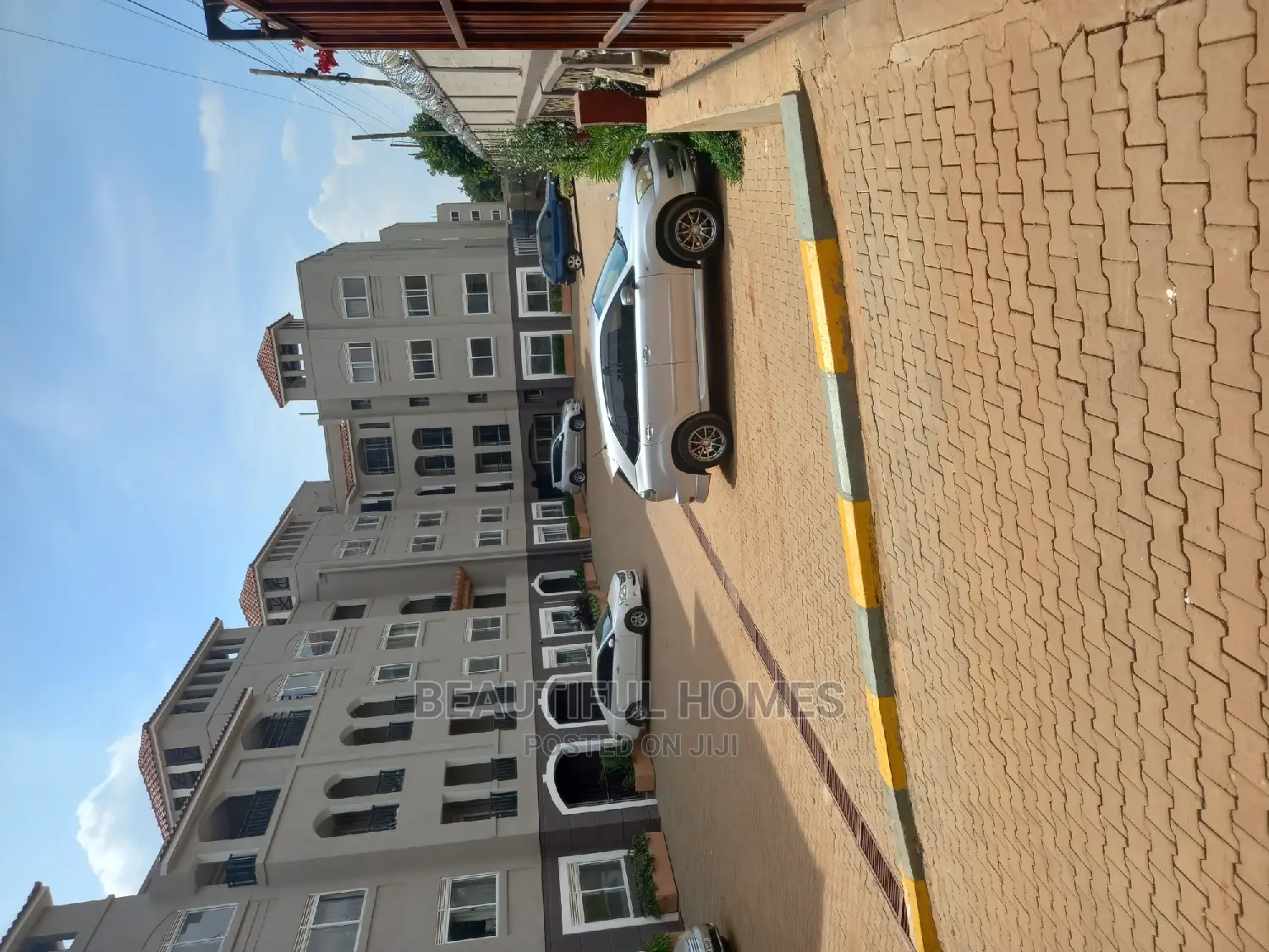 Furnished 3bdrm Condo in Naalya Corporate, Central Division for sale