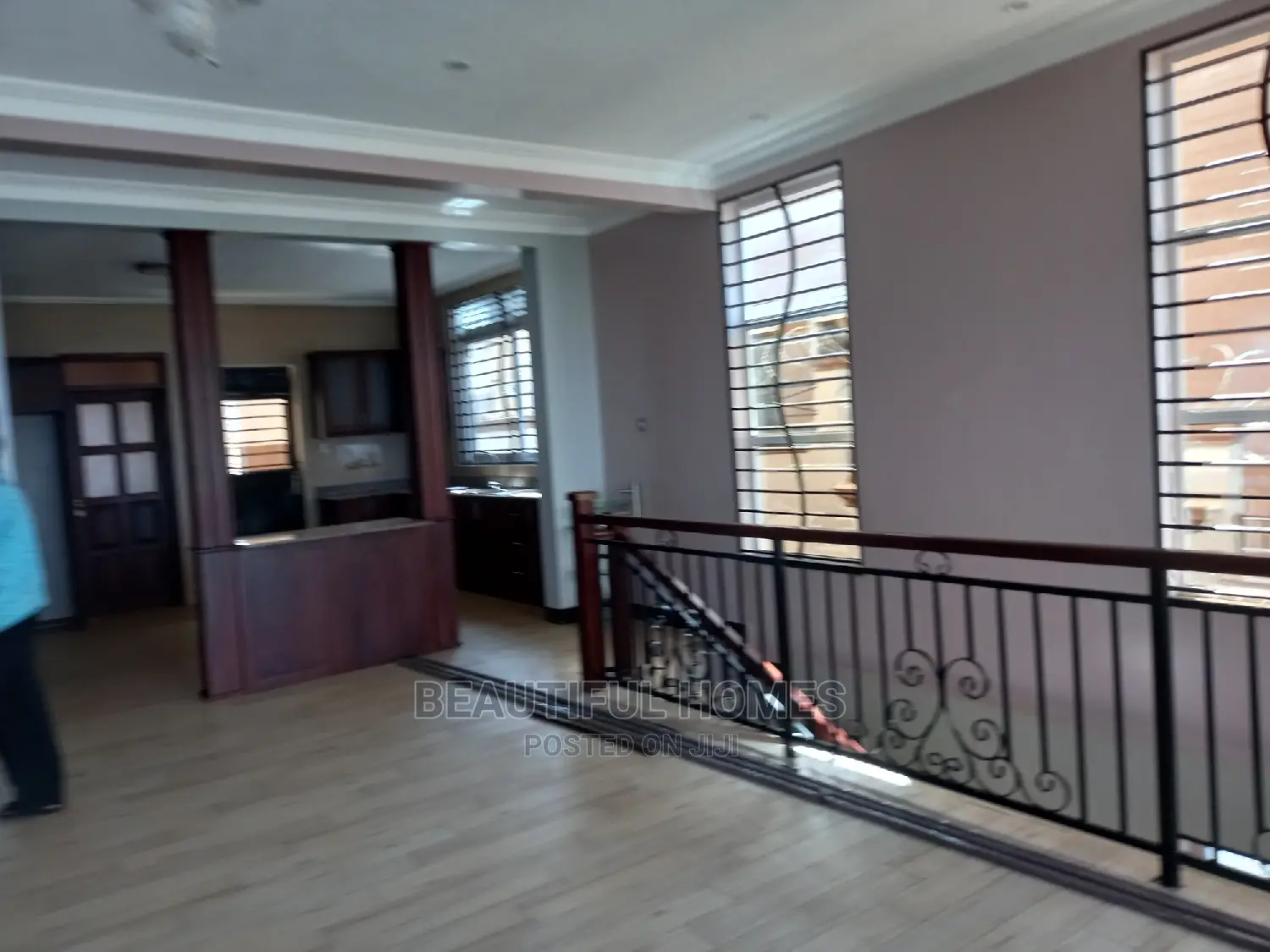 Furnished 6bdrm Duplex in Kigo Lake View, Central Division for sale