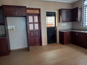 Furnished 6bdrm Mansion in Kigo Victoria View, Central Division