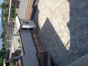 Furnished 6bdrm House in Kigo Lake View, Central Division for sale
