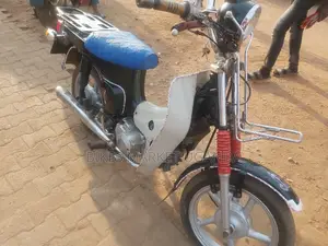 Suzuki GSR 2017 Green