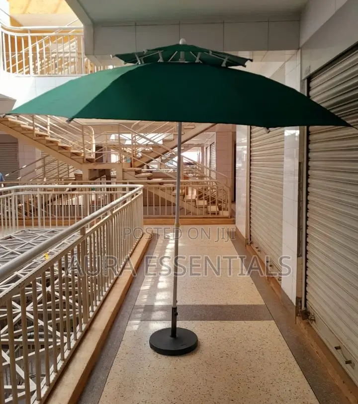 Heavy Duty Umbrella With a Base