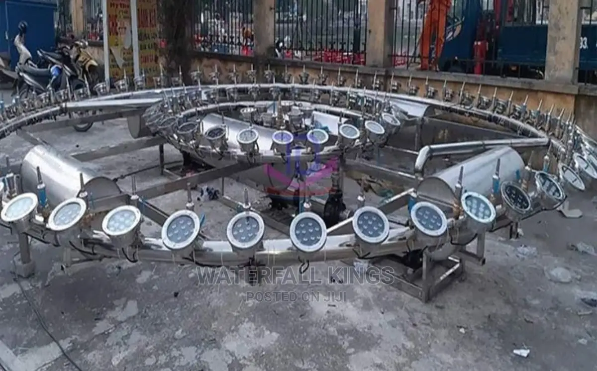 Fountain Nozzle and Waterblade