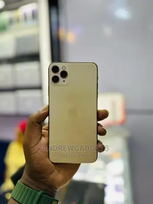 Apple iPhone 11 Pro Max 64 GB Gold