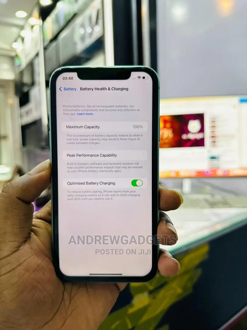 Apple iPhone 11 Pro Max 64 GB Gold