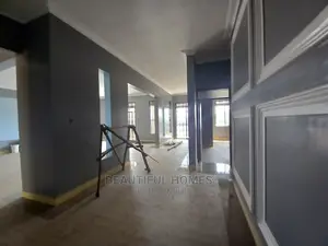 Furnished 6bdrm Mansion in Kigo Lake View, Makindye for sale
